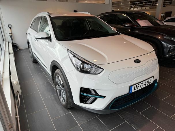 Kia Niro e 64 kWh 150 kW image number 13