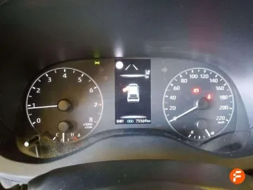 Car image 22