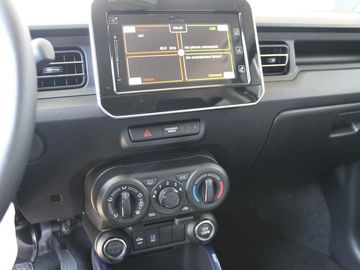 Car image 12