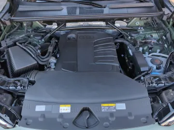 Car image 29
