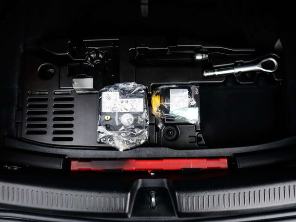 Mercedes-Benz A 180 100 kW image number 23