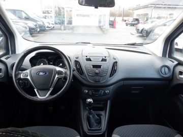 Car image 15