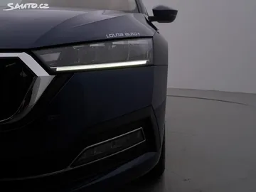 Car image 32