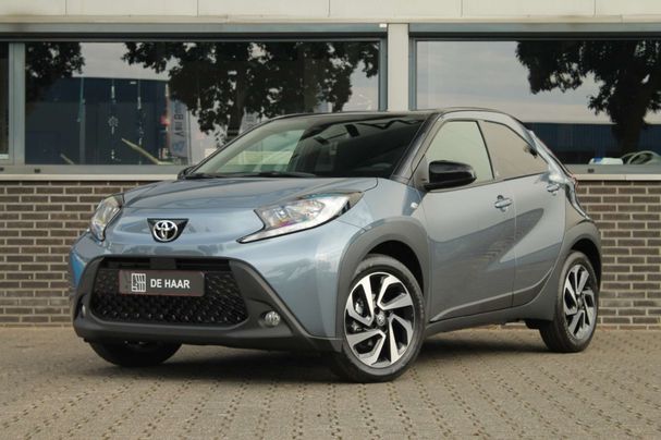 Toyota Aygo X 1.0 VVT-i 53 kW image number 1