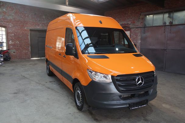 Mercedes-Benz Sprinter 211 HA 84 kW image number 2