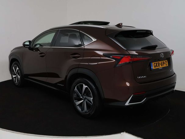 Lexus NX 300 h AWD 145 kW image number 16