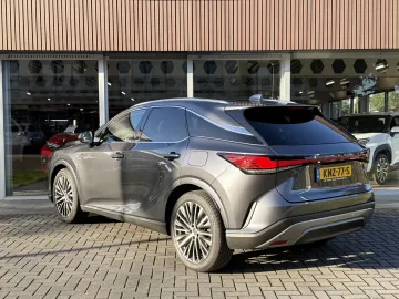 Car image 39