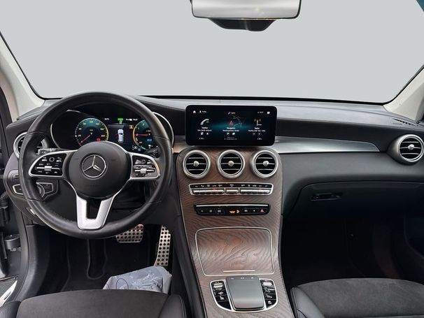 Mercedes-Benz GLC 300 de 225 kW image number 15