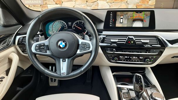 BMW 530d Touring xDrive 195 kW image number 22