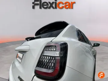 Car image 37