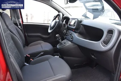 Car image 16