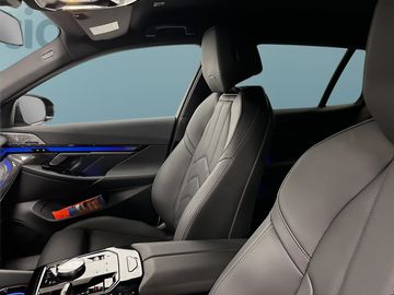 Car image 35
