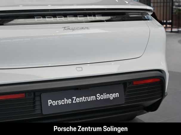 Porsche Taycan 320 kW image number 8