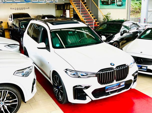 BMW X7 xDrive 195 kW image number 2