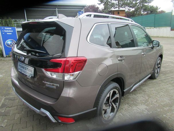 Subaru Forester 2.0ie Platinum 110 kW image number 2