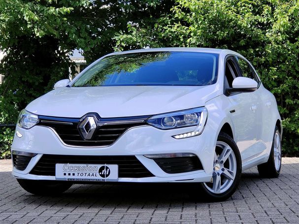 Renault Megane TCe Life 74 kW image number 1