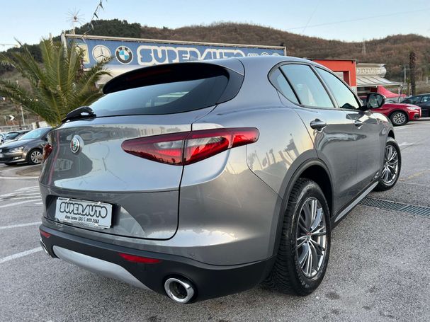 Alfa Romeo Stelvio 2.2 Diesel AT8 118 kW image number 6