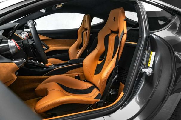 Ferrari 812 Superfast 588 kW image number 9