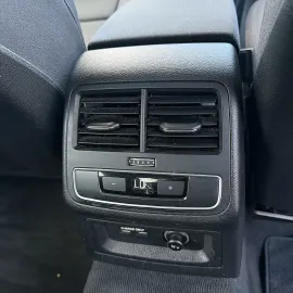 Car image 39