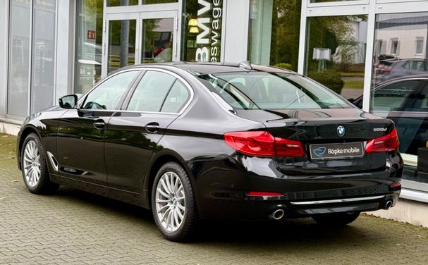 BMW 520d Luxury Line 140 kW image number 4