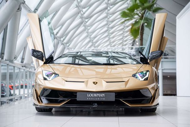 Lamborghini Aventador Roadster SVJ 566 kW image number 2