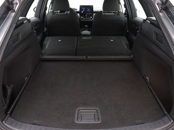 Car image 36