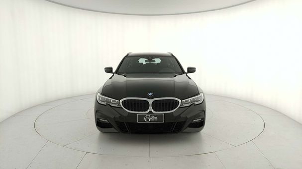 BMW 320d Touring 140 kW image number 2