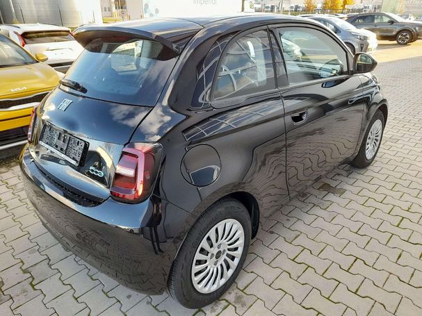 Fiat 500 e 87 kW image number 3