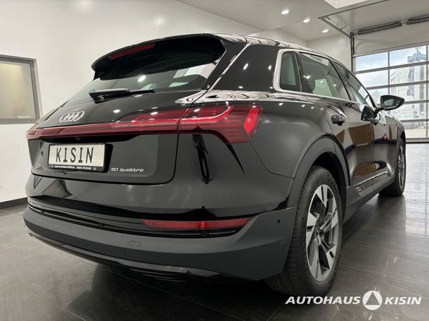 Audi e-tron 50 quattro 230 kW image number 3