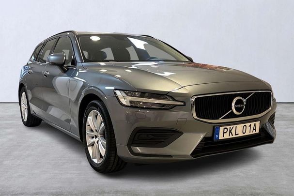 Volvo V60 D3 Momentum 111 kW image number 3