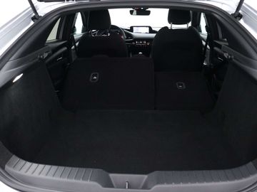 Car image 37