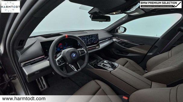 BMW i5 M60 xDrive 442 kW image number 12