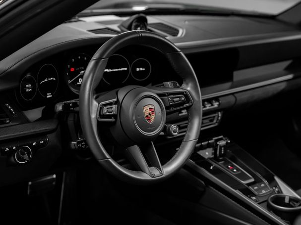 Porsche 992 Carrera 4 GTS Cabrio 353 kW image number 25