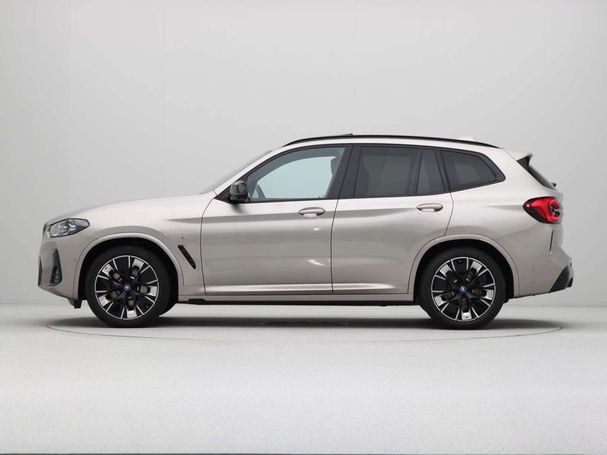 BMW iX3 80 kWh 210 kW image number 11