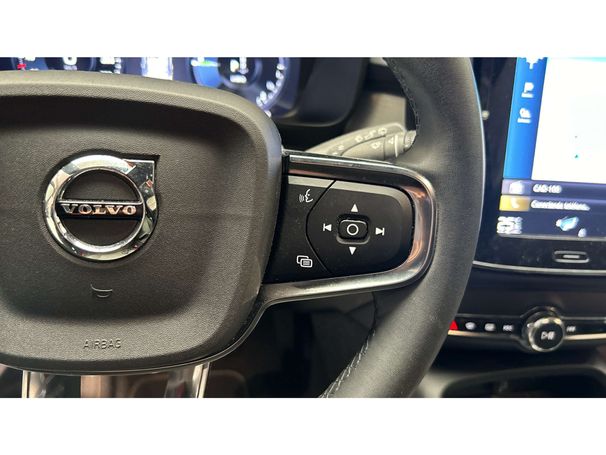 Volvo XC40 Recharge T4 155 kW image number 25