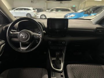 Car image 8