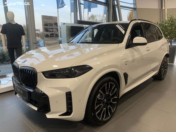 BMW X5 50e xDrive 360 kW image number 1