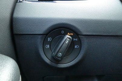 Car image 36