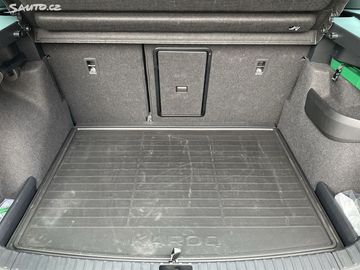 Car image 36