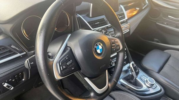 BMW 220i 141 kW image number 17