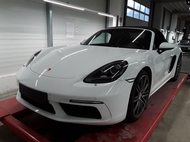 Porsche Boxster PDK 220 kW image number 1