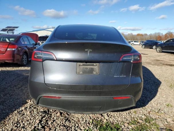 Tesla Model Y AWD 313 kW image number 6