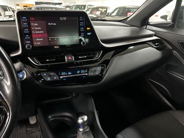 Car image 13