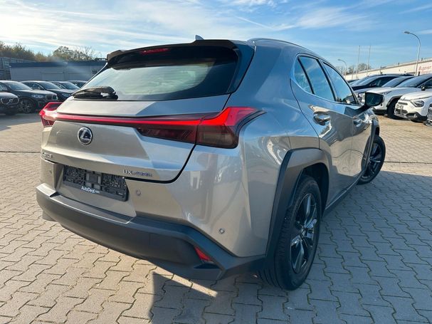 Lexus UX 250h 131 kW image number 5