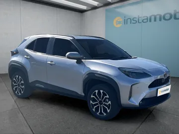 Car image 2