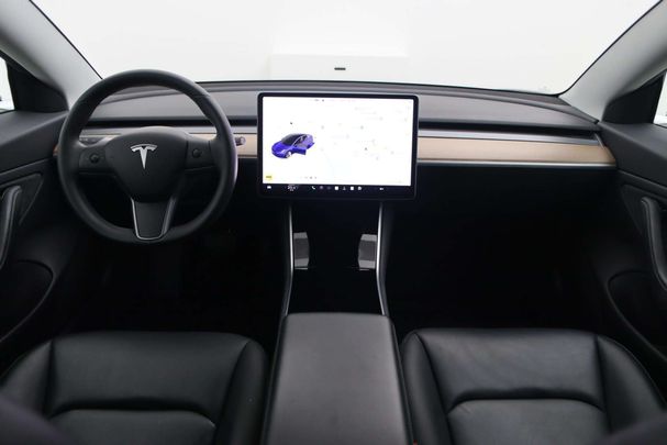 Tesla Model 3 60 Plus 175 kW image number 4