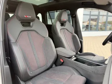 Car image 49