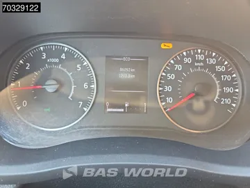 Car image 31