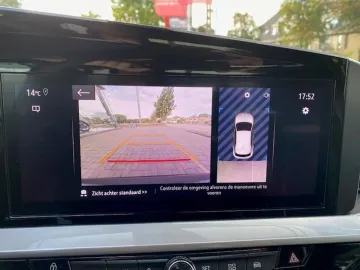 Car image 29