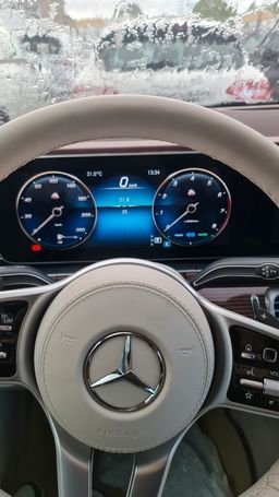 Mercedes-Benz GLS 600 Maybach 410 kW image number 32